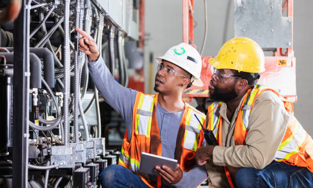 Best Affordable Electrician  in Altoona, WI